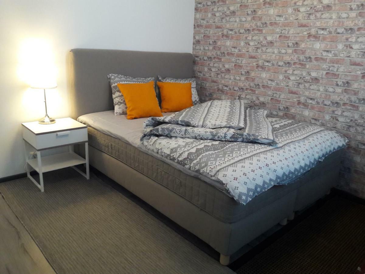 Hamina Orange Apartments Loft Bagian luar foto